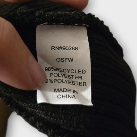 Adidas Trifoil Unisex Beanie - Picture 2 of 2